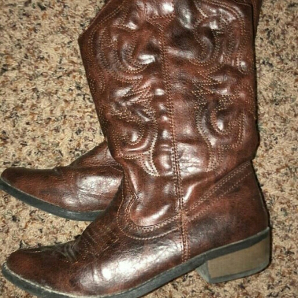 Country boots